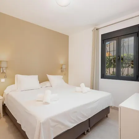 With Large Sunny Terrace, Costabella Holiday home *